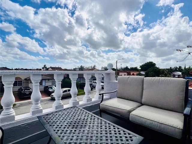 12374 NW 98th Pl, Hialeah Gardens FL 33018