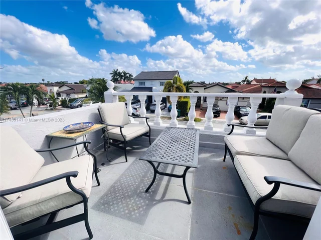 12374 NW 98th Pl, Hialeah Gardens FL 33018