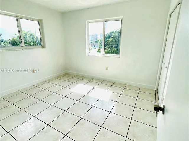 2121 SW 4th St # 2, Miami FL 33135