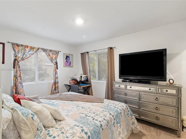 1020 SE 23rd Ter # 1020, Homestead FL 33035