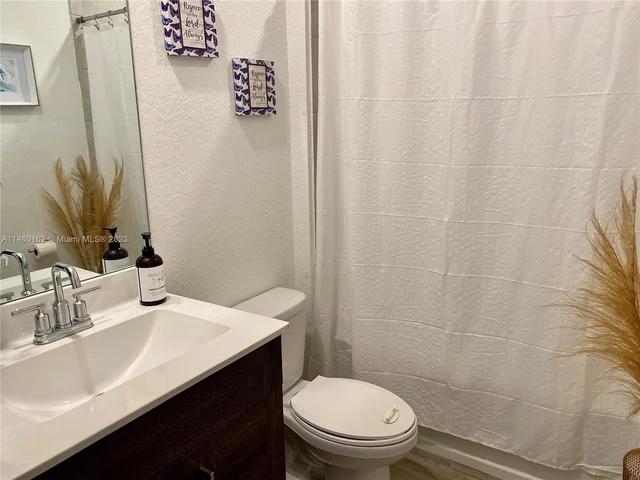 1020 SE 23rd Ter # 1020, Homestead FL 33035