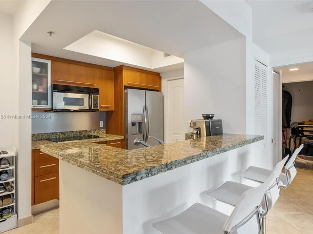110 Washington Ave # 2420, Miami Beach FL 33139