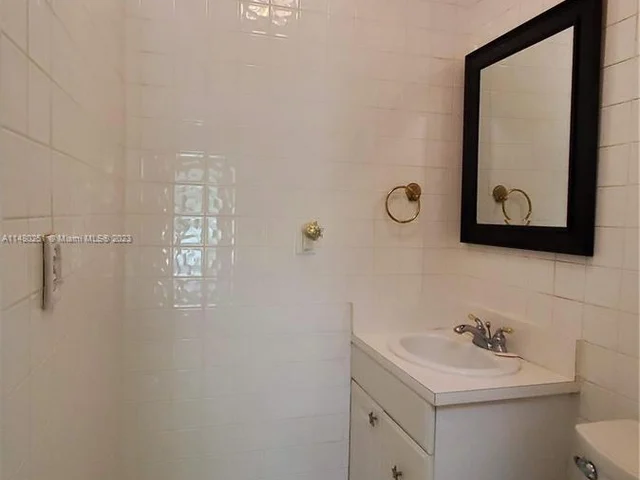 8302 SW 103rd Ave, Miami FL 33173