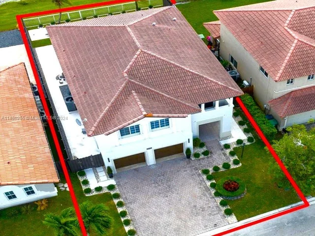 13833 SW 124th Ave Rd, Miami FL 33186