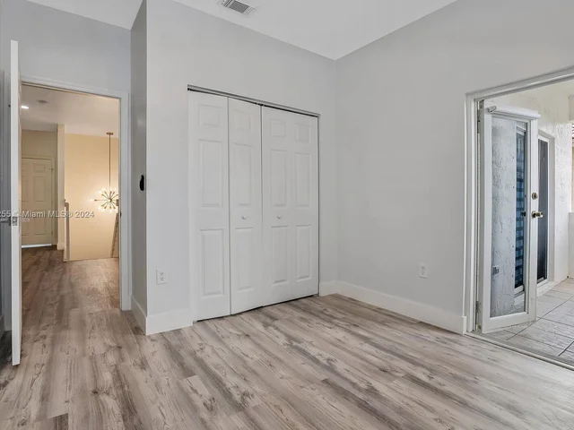 13833 SW 124th Ave Rd, Miami FL 33186