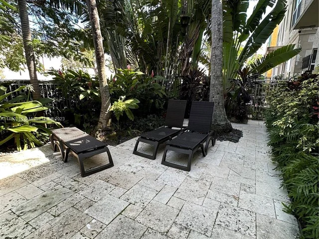 1340 Drexel Ave # 306, Miami Beach FL 33139