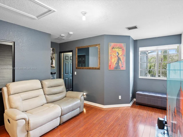 1419 NW 34th Way, Lauderhill FL 33311