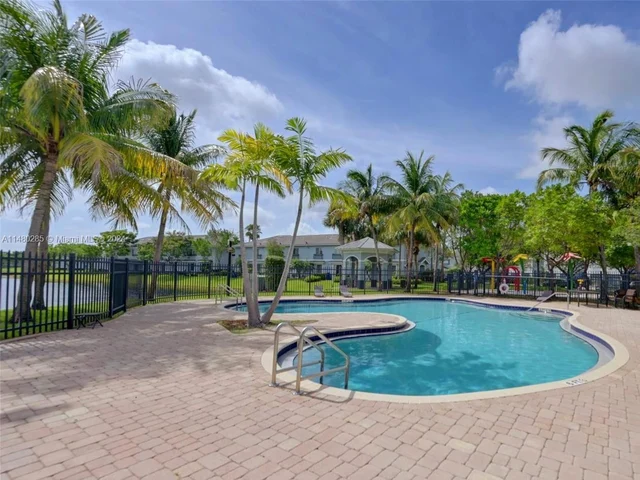 1419 NW 34th Way, Lauderhill FL 33311