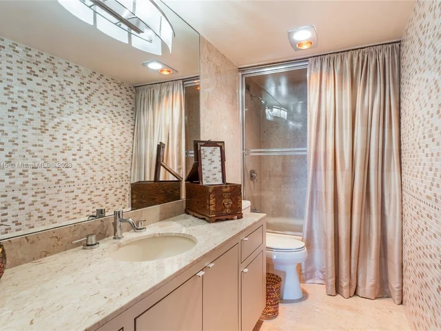 1800 NE 114th St # 1205, Miami FL 33181