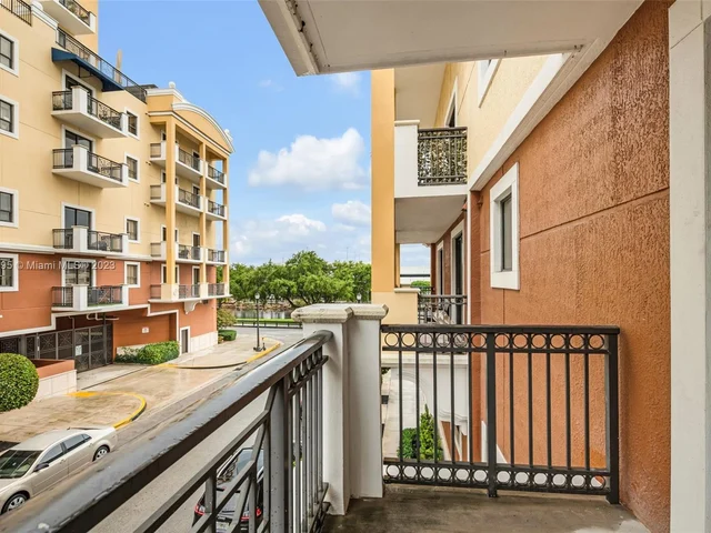 8395 SW 73rd Ave # 119, Miami FL 33143