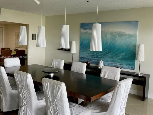 1800 NE 114th St # 1201, Miami FL 33181