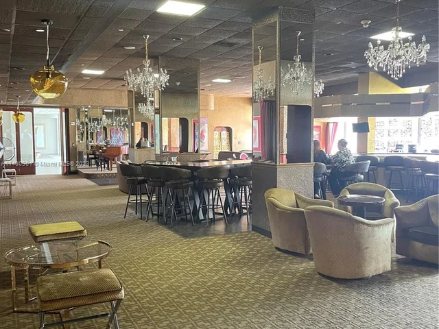 1800 NE 114th St # 1201, Miami FL 33181