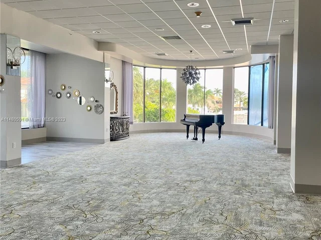 1800 NE 114th St # 1201, Miami FL 33181