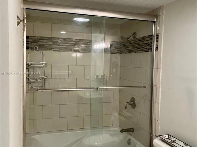 1800 NE 114th St # 1201, Miami FL 33181