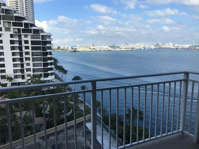 770 Claughton Island Dr # 1113, Miami FL 33131