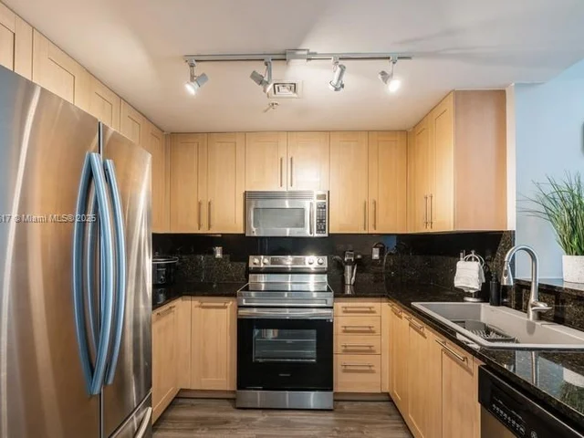 511 SE 5th Ave # 908, Fort Lauderdale FL 33301