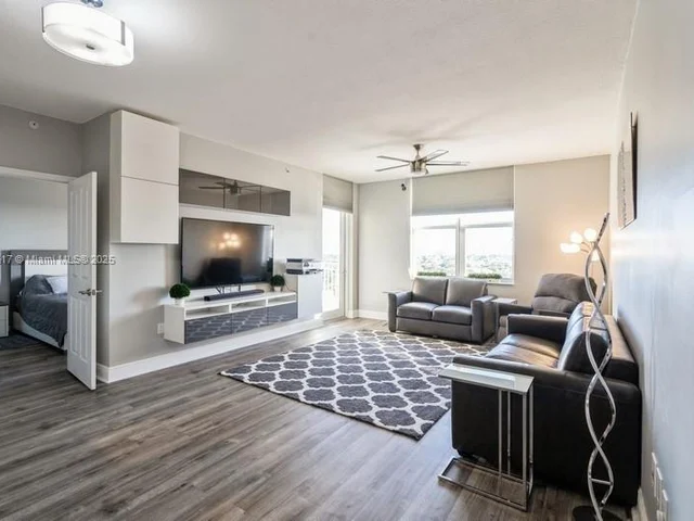 511 SE 5th Ave # 908, Fort Lauderdale FL 33301