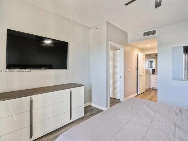 511 SE 5th Ave # 908, Fort Lauderdale FL 33301