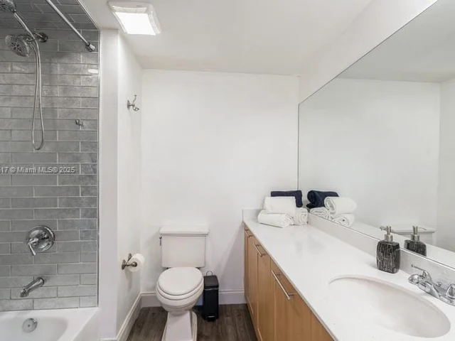 511 SE 5th Ave # 908, Fort Lauderdale FL 33301