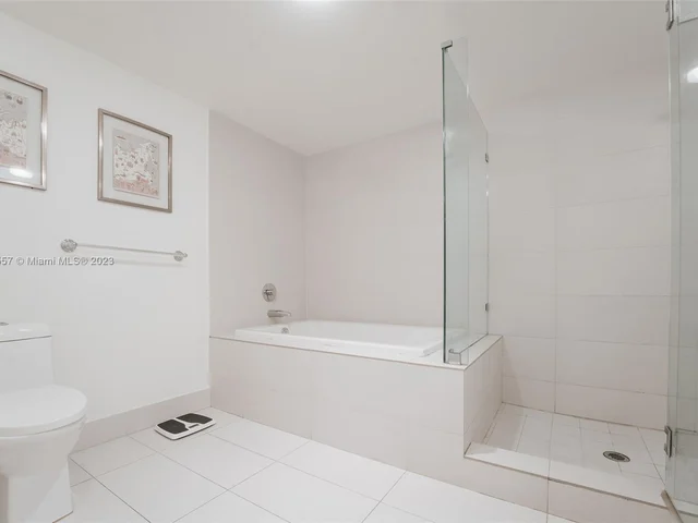 2600 E Hallandale Beach Blvd # T1201, Hallandale Beach FL 33009