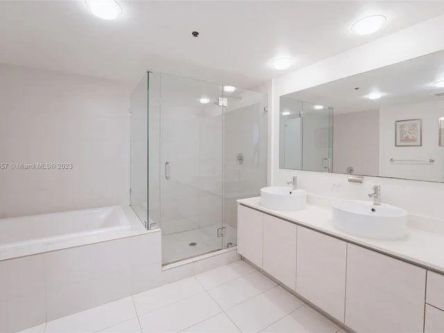 2600 E Hallandale Beach Blvd # T1201, Hallandale Beach FL 33009