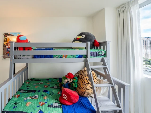 2600 E Hallandale Beach Blvd # T1201, Hallandale Beach FL 33009