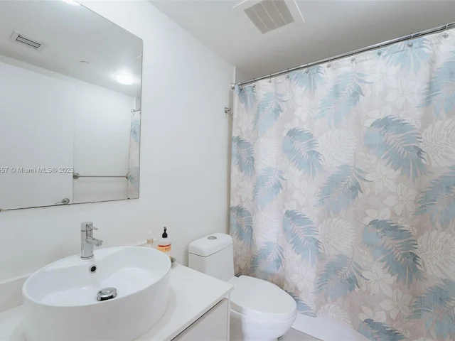 2600 E Hallandale Beach Blvd # T1201, Hallandale Beach FL 33009