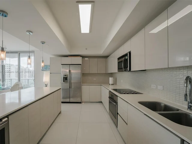 2600 E Hallandale Beach Blvd # T1201, Hallandale Beach FL 33009