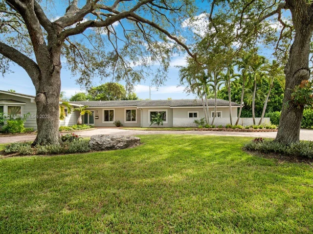 7820 SW 134 Ter, Pinecrest FL 33156