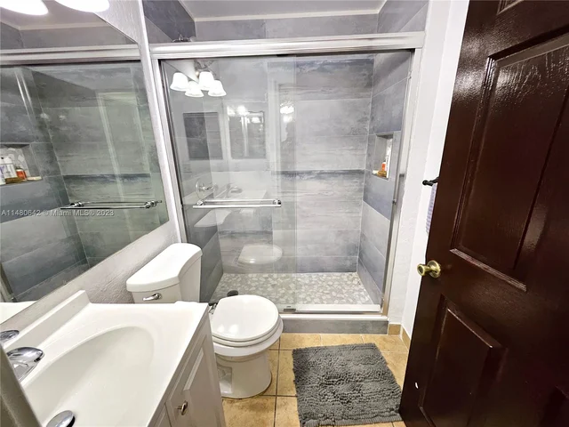 2941 Riverside Dr # 207, Coral Springs FL 33065