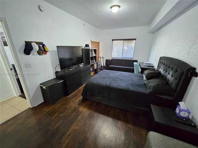 2941 Riverside Dr # 207, Coral Springs FL 33065