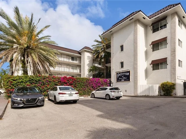 924 se 2nd # 16, Fort Lauderdale FL 33301