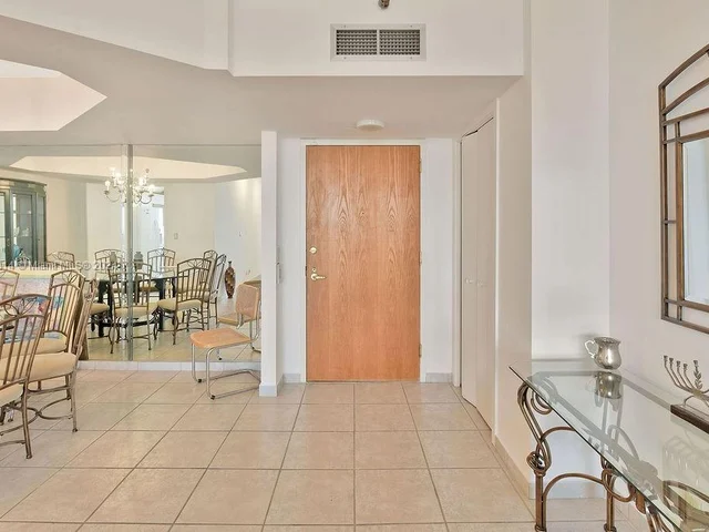 19355 Turnberry Way # 6F, Aventura FL 33180