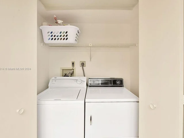 19355 Turnberry Way # 6F, Aventura FL 33180