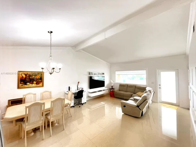 3540 NW 81st Ter, Miami FL 33147