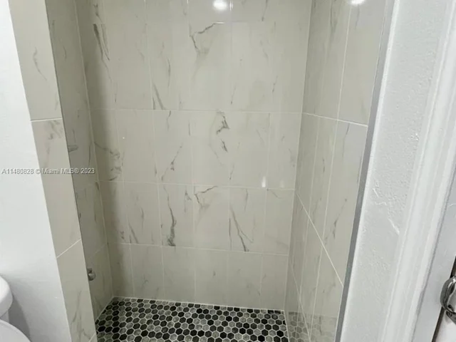 3540 NW 81st Ter, Miami FL 33147