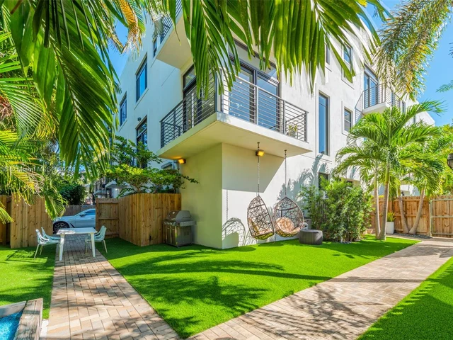 909 NE 16th Ter # 3, Fort Lauderdale FL 33304