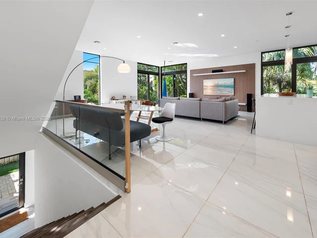 909 NE 16th Ter # 3, Fort Lauderdale FL 33304