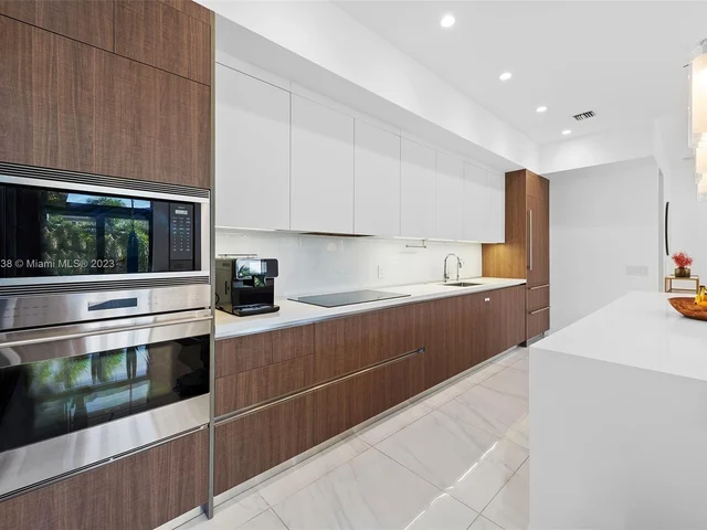 909 NE 16th Ter # 3, Fort Lauderdale FL 33304