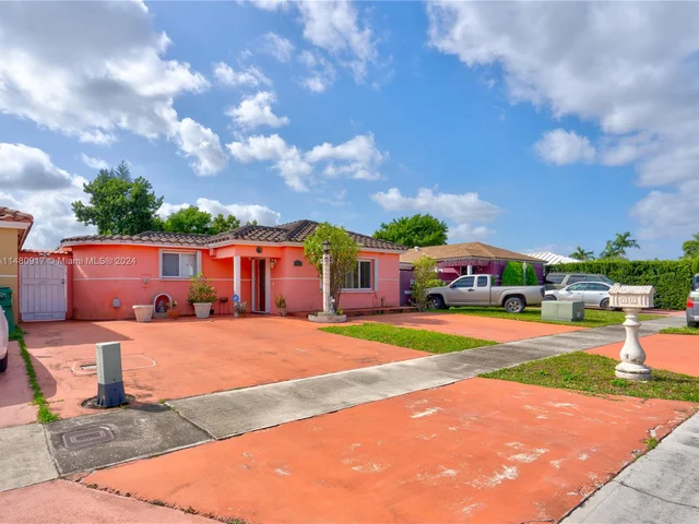 14726 SW 82nd Ter, Miami FL 33193