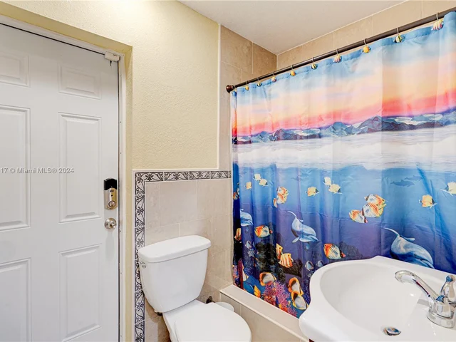 14726 SW 82nd Ter, Miami FL 33193