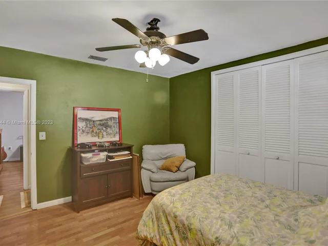 7840 SW 139th Ter, Palmetto Bay FL 33158