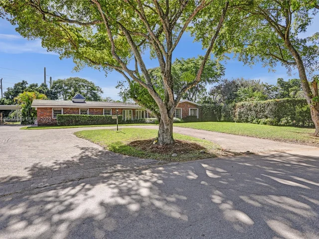 7840 SW 139th Ter, Palmetto Bay FL 33158