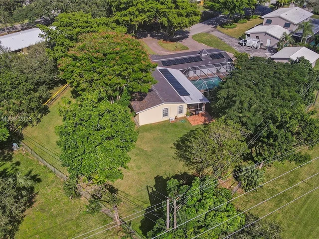 7840 SW 139th Ter, Palmetto Bay FL 33158