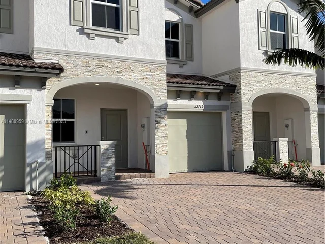 12719 NW 24 AVE, Miami FL 33167