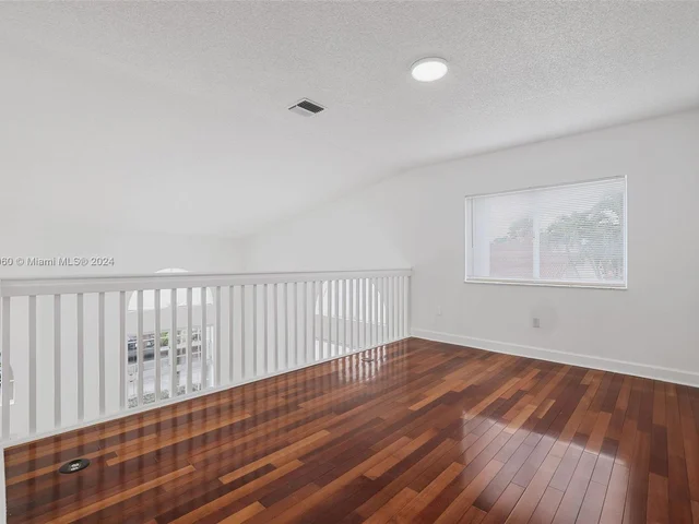 11300 NW 58th Ter, Doral FL 33178