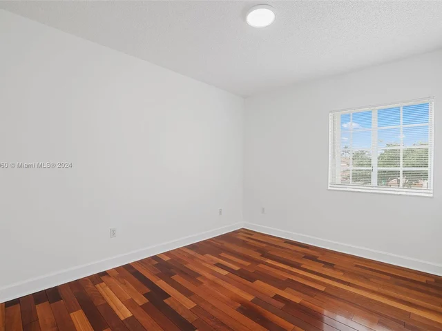 11300 NW 58th Ter, Doral FL 33178