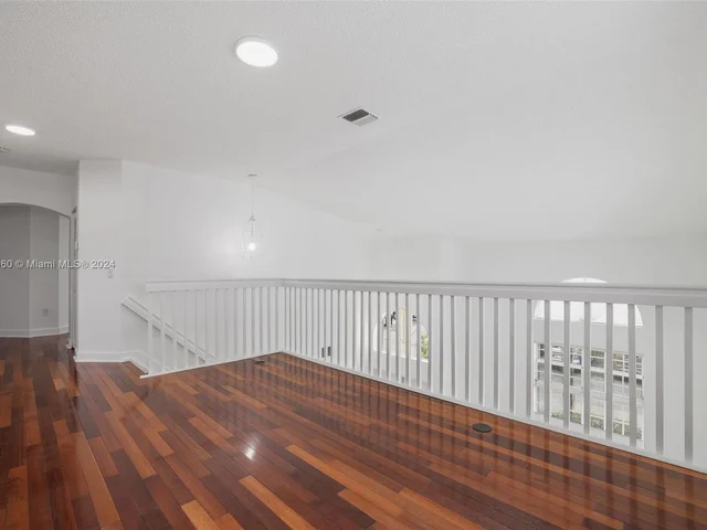 11300 NW 58th Ter, Doral FL 33178