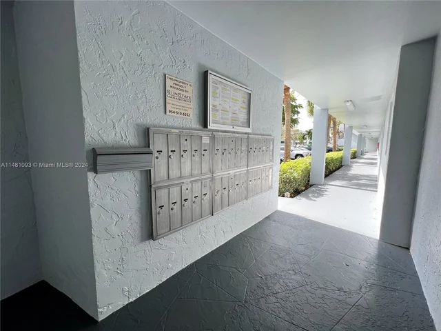 8380 Sands Point Blvd # J208, Tamarac FL 33321