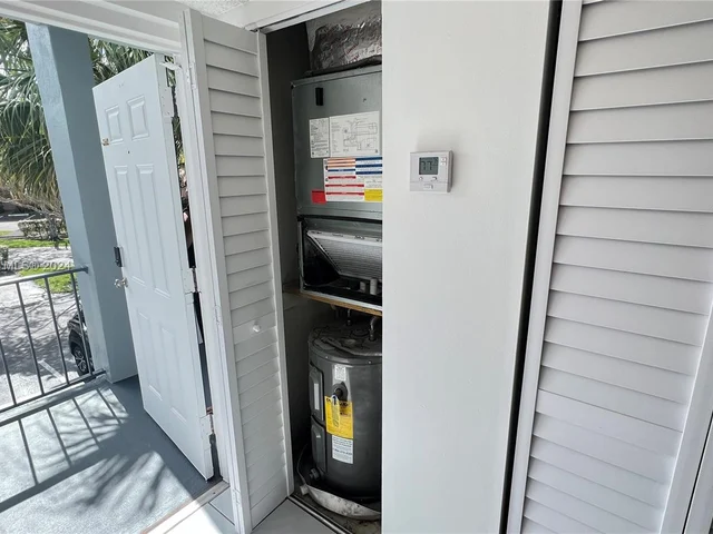 8380 Sands Point Blvd # J208, Tamarac FL 33321